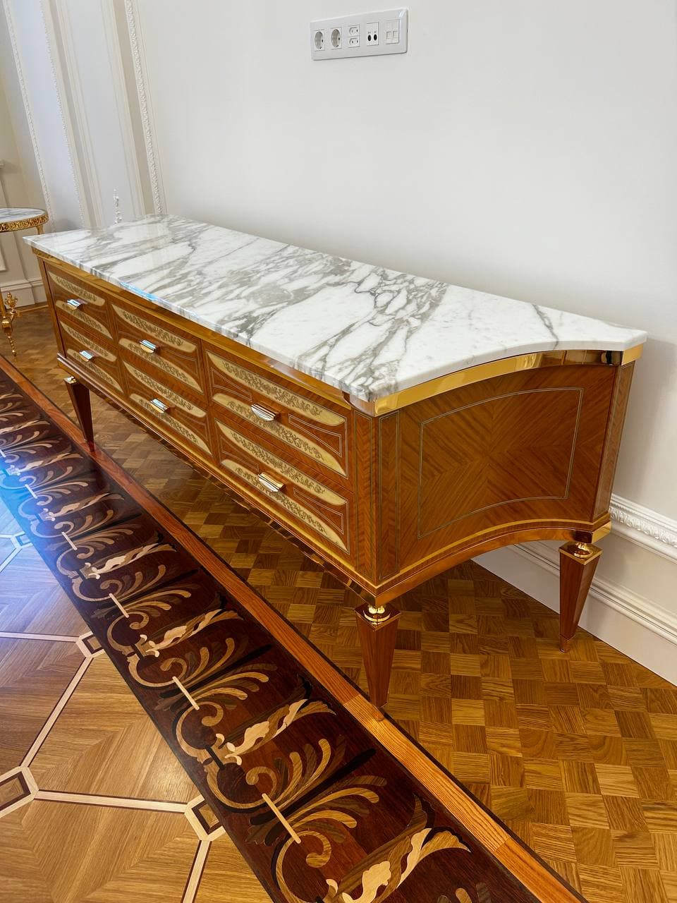 Пример выполненного проекта с полиуретановой пленкой