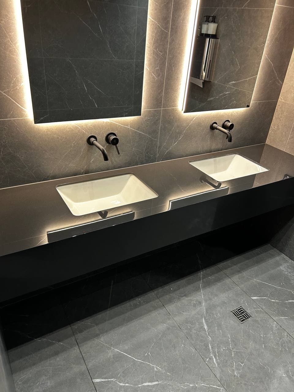 Пример выполненного проекта с полиуретановой пленкой